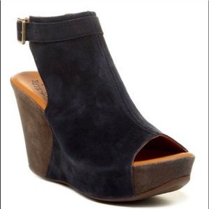 Kirk-Ease Berit Wedge Sandal Navy Size 7
